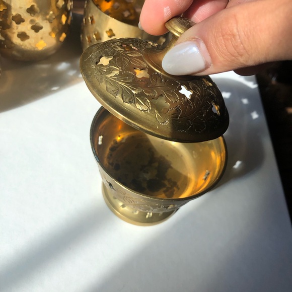 Set of small vintage punched brass items - Picture 3 of 9